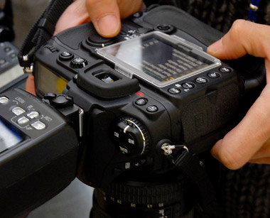 Những-ưu-điểm-của-Nikon-D300