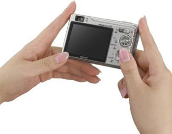 Sony-W90-không-nhiều-cái-mới