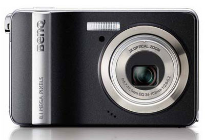 Máy-ảnh-BenQ-nhận-diện-nụ-cười Máy-ảnh-BenQ-nhận-diện-nụ-cười