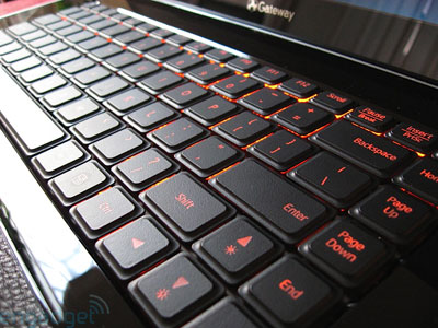 Laptop-chuyên-giải-trí-Gateway