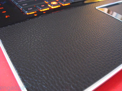 Laptop-chuyên-giải-trí-Gateway