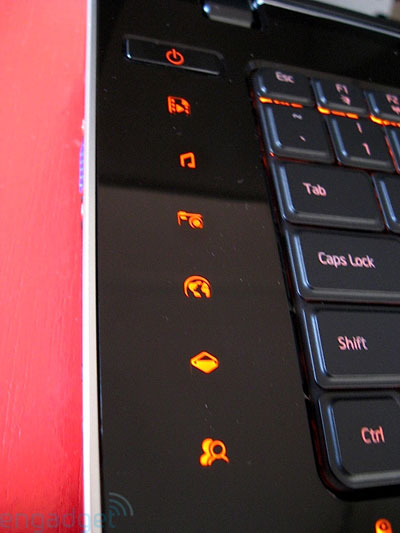 Laptop-chuyên-giải-trí-Gateway