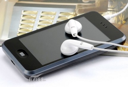 Cận-cảnh-Meizu-M8