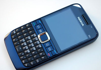 Nokia-E63-dế-doanh-nhân-vừa-đựơc-bán-tại-TGDD