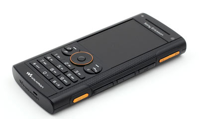 'Đập-hộp'-điện-thoại-Walkman-5-'chấm' 'Đập-hộp'-điện-thoại-Walkman-5-'chấm'