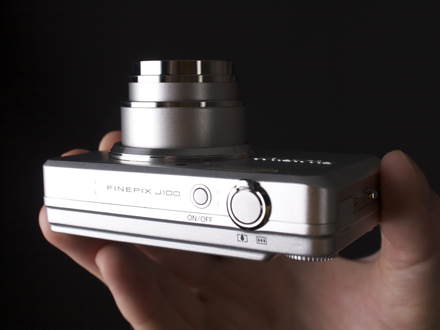Fujifilm-Finepix-J100 Fujifilm-Finepix-J100