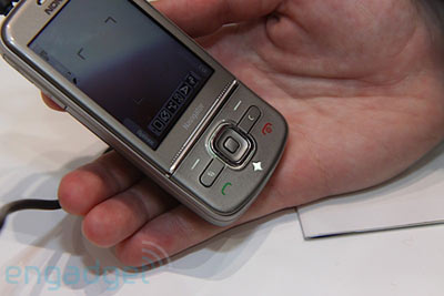 Nokia-6710-Navigator-và-6720-Classic