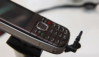 Nokia-6710-Navigator-và-6720-Classic