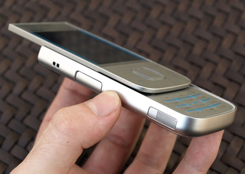 'Huy-hiệu'-Nokia-5330-XpressMusic