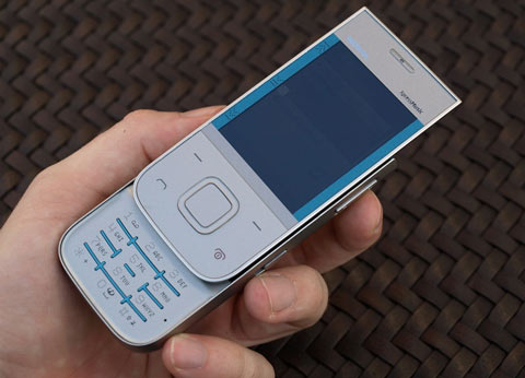 'Huy-hiệu'-Nokia-5330-XpressMusic