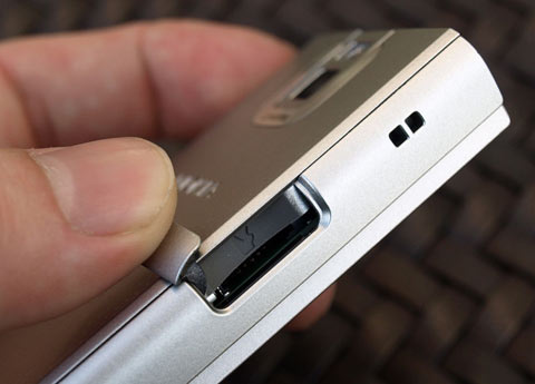 'Huy-hiệu'-Nokia-5330-XpressMusic