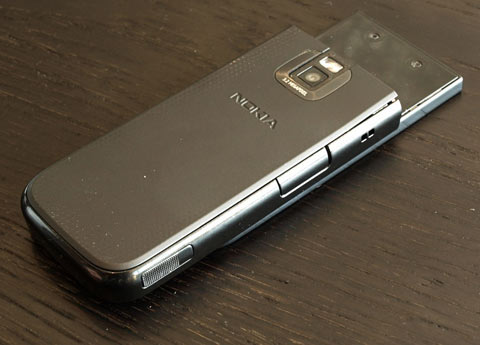 'Huy-hiệu'-Nokia-5330-XpressMusic