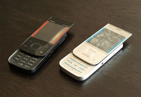 'Huy-hiệu'-Nokia-5330-XpressMusic