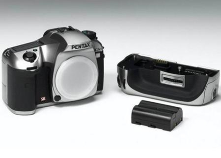 Pentax-K20D-phiên-bản-Titanium