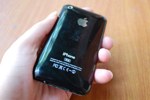 Phân-biệt-iPhone-3G-'dởm'