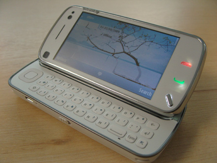 Smartphone-đọ-bàn-phím