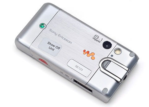 100-bức-ảnh-về-Walkman-đỉnh-cao-W995 100-bức-ảnh-về-Walkman-đỉnh-cao-W995