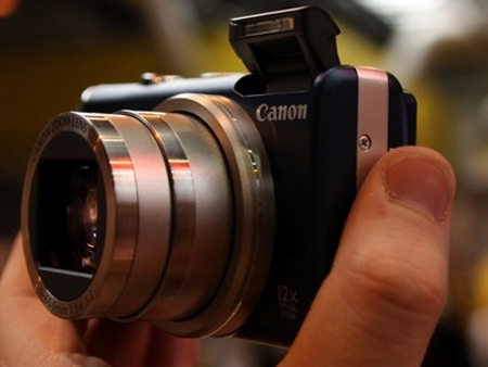Canon-SX200-IS-–-máy-nhỏ-zoom-lớn