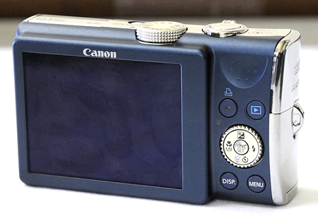 Canon-SX200-IS-–-máy-nhỏ-zoom-lớn