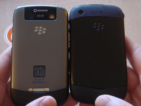 BlackBerry-8520---một-chiếc-Curve-giá-rẻ