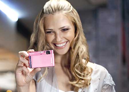 Máy-ảnh-màn-hình-cảm-ứng-'cao-thủ'