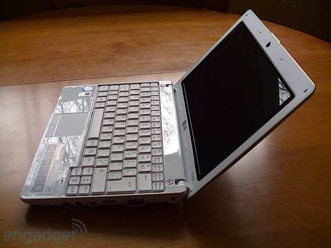 Vẻ-đẹp-của-netbook-LG Vẻ-đẹp-của-netbook-LG