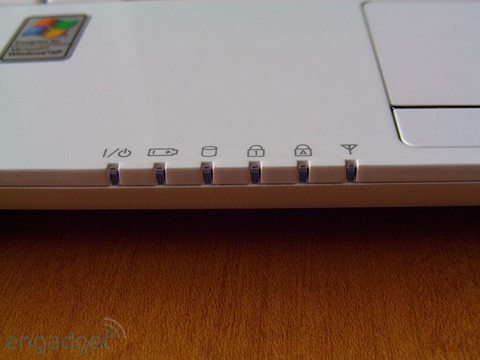 Vẻ-đẹp-của-netbook-LG Vẻ-đẹp-của-netbook-LG