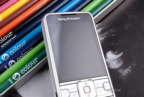 Ngắm-'dế'-Cyber-shot-mới