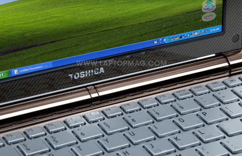 Netbook-đẹp-Toshiba-NB205