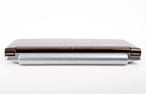 Netbook-đẹp-Toshiba-NB205