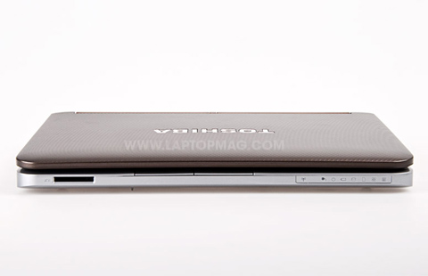 Netbook-đẹp-Toshiba-NB205