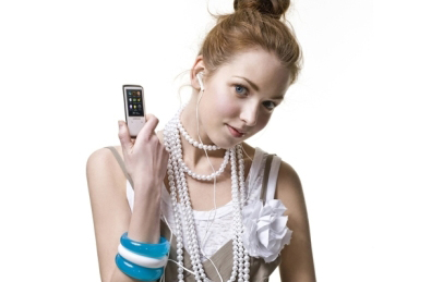 Năng-động-cùng-Samsung-YP-Q2