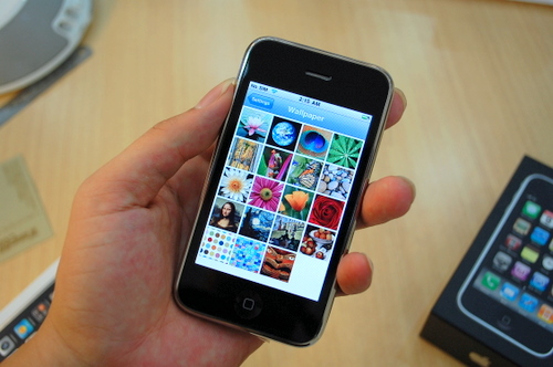 Cận-cảnh-iPhone-3GS-tại-Việt-Nam