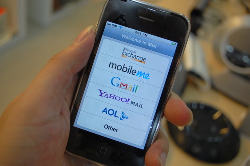 Cận-cảnh-iPhone-3GS-tại-Việt-Nam