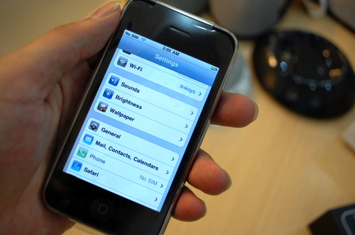 Cận-cảnh-iPhone-3GS-tại-Việt-Nam