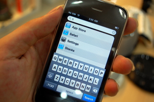 Cận-cảnh-iPhone-3GS-tại-Việt-Nam