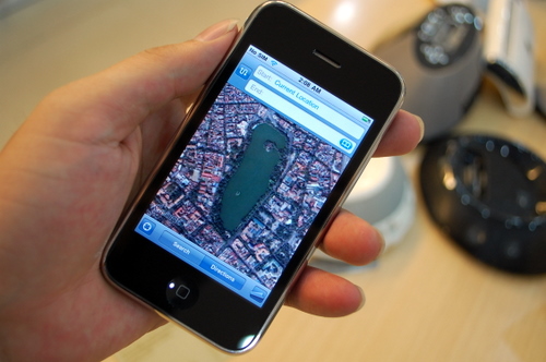 Cận-cảnh-iPhone-3GS-tại-Việt-Nam