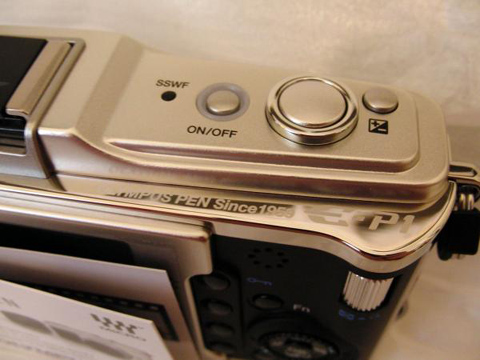 'Đập-hộp'-camera-ống-kính-rời-nhỏ-nhất-thế-giới 'Đập-hộp'-camera-ống-kính-rời-nhỏ-nhất-thế-giới