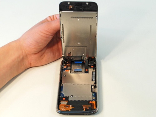 'Mổ-bụng'-iPhone-3GS