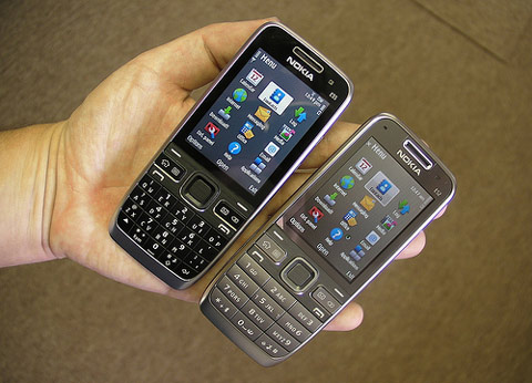 Nokia-E55-và-'anh-em'-E-series