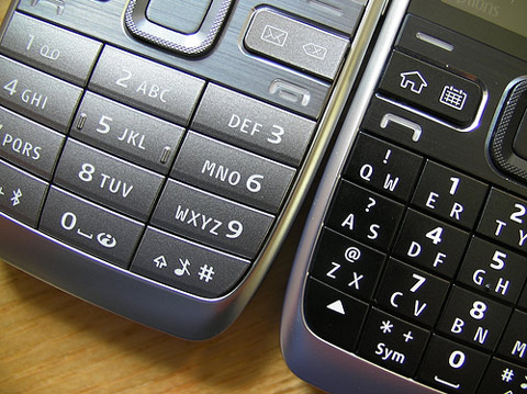 Nokia-E55-và-'anh-em'-E-series