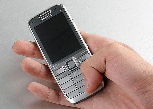 Nokia-E52-và-E71-thượng-đài Nokia-E52-và-E71-thượng-đài