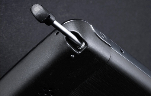 Acer-F900:-Nổi-bật-với-màn-hình-lớn Acer-F900:-Nổi-bật-với-màn-hình-lớn