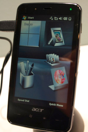 Acer-F900:-Nổi-bật-với-màn-hình-lớn Acer-F900:-Nổi-bật-với-màn-hình-lớn