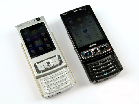 Nokia-N95-và-'con-cháu'-trượt-hai-chiều