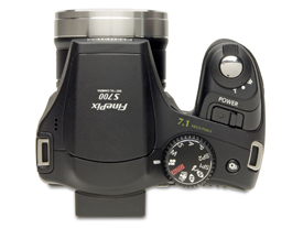 Fujifilm-FinePix-S700
