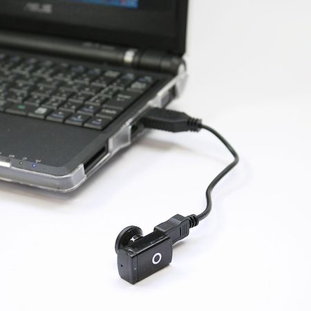 Microsports-–-Máy-nghe-nhạc-MP3-kỳ-quái-từ-Thanko Microsports-–-Máy-nghe-nhạc-MP3-kỳ-quái-từ-Thanko