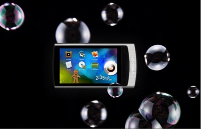 Chùm-ảnh:-Cô-nàng-“đỏm-dáng”-Samsung-Yepp-R1