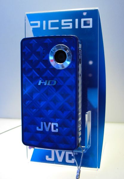 JVC HDメモリーカメラ GC-FM1 青 JVC HDメモリーカメラ GC-FM1 青 HDメモリーカメラPICSIOGC-FM1