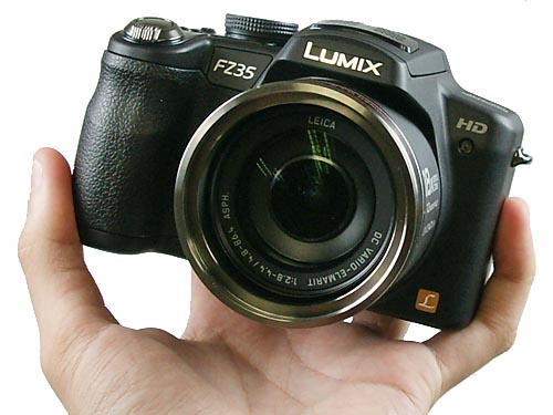 Panasonic-FZ35-siêu-zoom-và-đa-năng